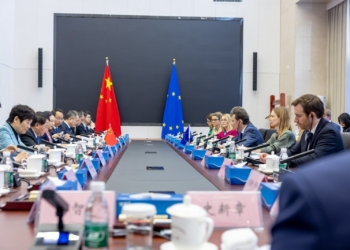 La comisión IMCO traslada en China su preocupación por la entrada de productos que no cumplen la normativa europea