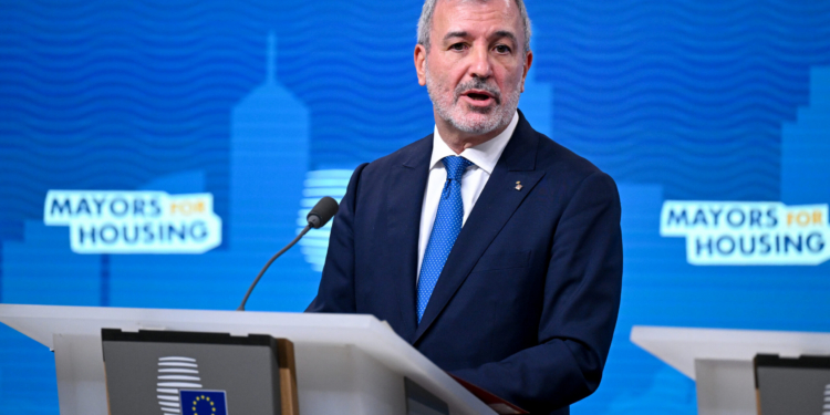 Barcelona presenta en Bruselas su hoja de ruta para «consolidar su liderazgo como ciudad europea»