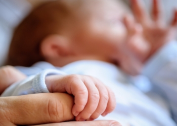 La tasa de fecundidad en la UE en 2024 fue de 1,34 nacidos vivos por mujer