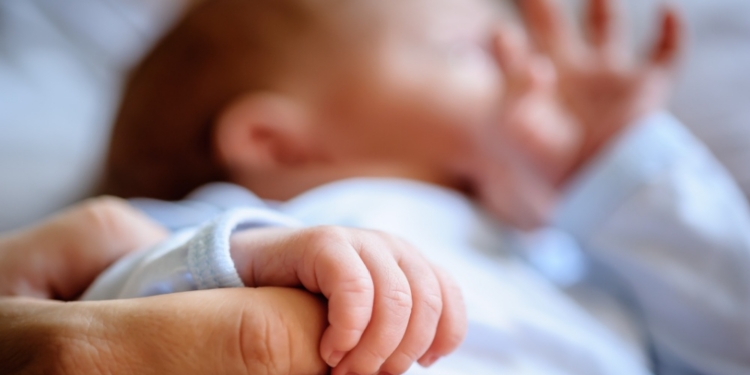 La tasa de fecundidad en la UE en 2024 fue de 1,34 nacidos vivos por mujer