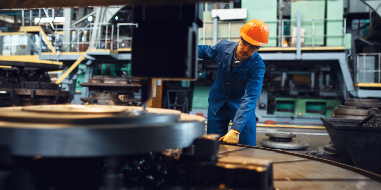 La producción industrial ha caído un 1,5 % en la zona del euro y un 1,6 % en la UE