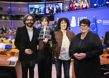 La película española Sorda gana el Premio del Público LUX 2026 y su directora pide más políticas de inclusión y accesibilidad