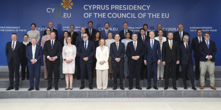 Los ministros de la UE abogan por fortalecer la educación, la recualificación y la inclusión de mujeres en el sector marítimo