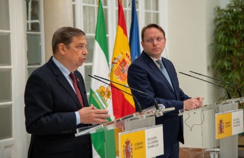 Planas defiende el modelo español de inspección en frontera como referencia en la UE ante el aumento de importaciones