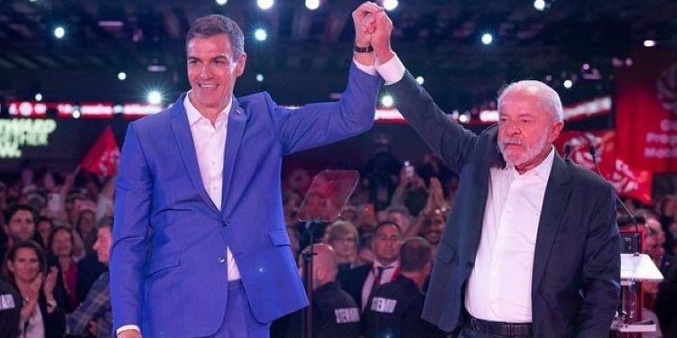 Sánchez asegura en la cumbre progresista que “el tiempo de la internacional ultraderechista ha llegado a su fin”