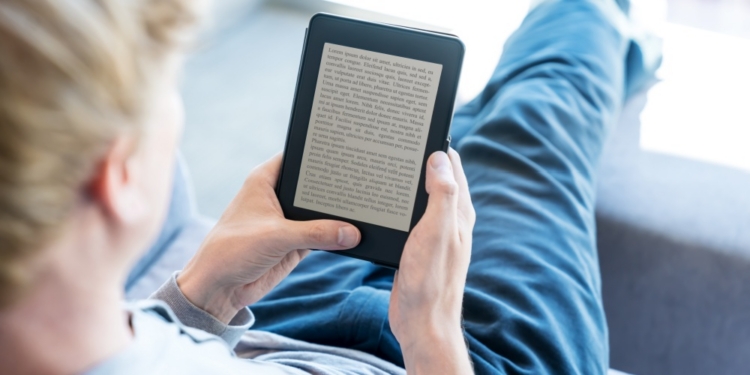 Aumenta la compra de libros electrónicos y audiolibros en la UE en 2025