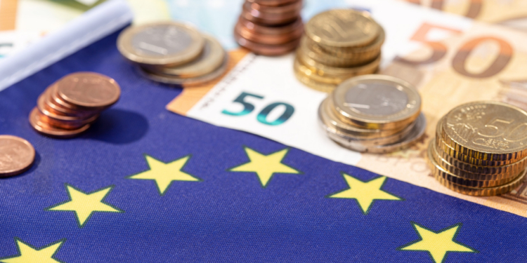 El superávit por cuenta corriente de la UE registró 86.700 millones de euros en el tercer trimestre de 2025