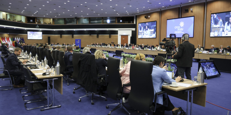 Los ministros de Agricultura de la UE urgen a mejorar la aplicación de la PPC y reducir la carga administrativa