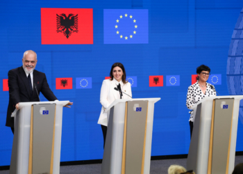 Reunión sobre el avance de Albania en su proceso de adhesión a la UE