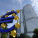 El BCE enfría la subida de tipos y reabre el debate sobre la represión financiera en Europa