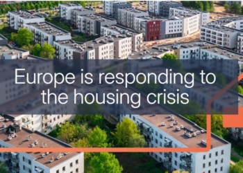 Vista aérea de edificios residenciales modernos en Europa