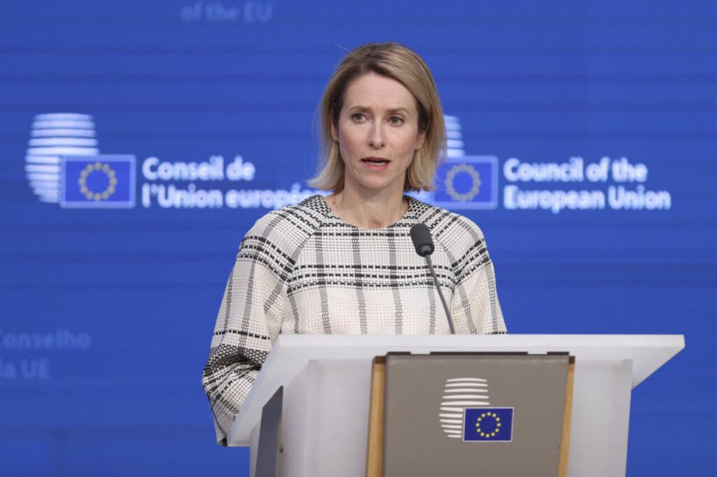 Ministra de Defensa de la UE discutiendo sobre misión naval ASPIDES