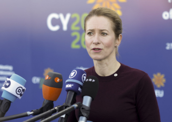 Kaja Kallas hablando sobre estrategia de la UE en negociaciones