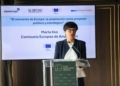 Marta Kos hablando sobre la ampliación de la Unión Europea en un evento