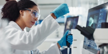 Las mujeres ya representan más de la mitad del empleo en ciencia y tecnología en la UE