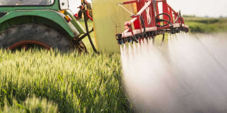 Las ventas de pesticidas en la UE se recuperaron en un 8 % en 2024