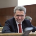 Antonio Gutiérrez Limones, vicepresidente del Consejo de Europa, sonriendo en una reunión.