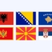 Banderas de los países de los Balcanes Occidentales incluyendo Albania y Kosovo