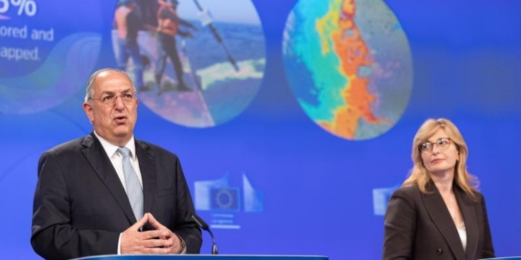 Presentación de la iniciativa OceanEye por la Comisión Europea.