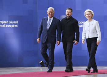 Líderes europeos llegan a la Cumbre Europea en Bruselas