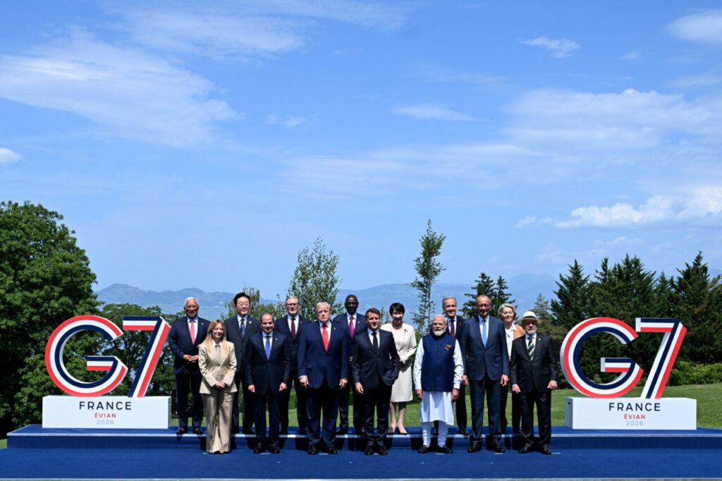 Líderes del G7 posando en la cumbre de Évian 2026