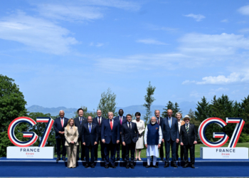 Líderes del G7 posando en la cumbre de Évian 2026