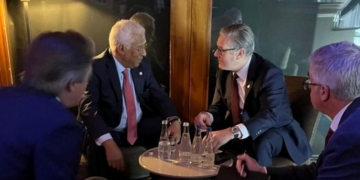 Reunión entre líderes de la UE y Reino Unido en un entorno formal