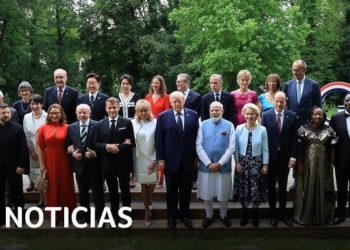 Líderes del G7 reunidos para discutir la respuesta al brote de ébola