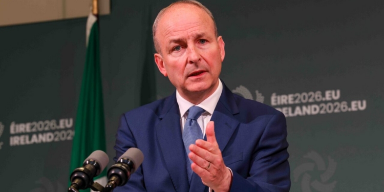 El primer ministro irlandés durante una conferencia de prensa en Dublín.