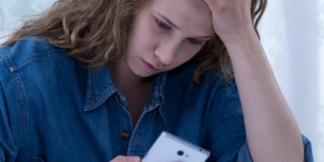 El 54 % de los jóvenes se encontraron con mensajes hostiles en línea