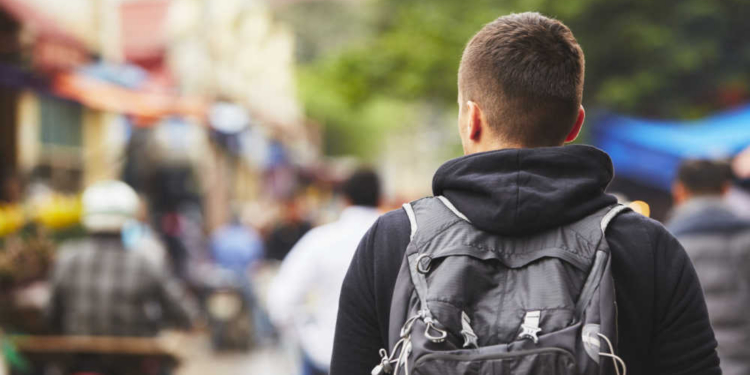 La proporción de personas que abandonan los estudios antes de tiempo bajó al 9,1 % en 2025