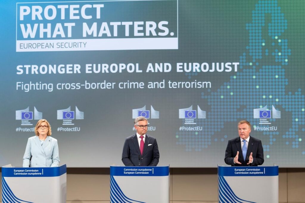 Rueda de prensa sobre el refuerzo de Europol y Eurojust en la lucha contra el crimen
