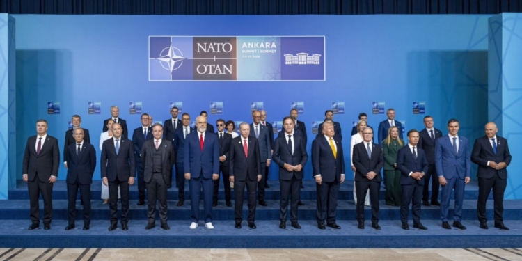 Cumbre de la OTAN en Ankara con líderes mundiales reunidos
