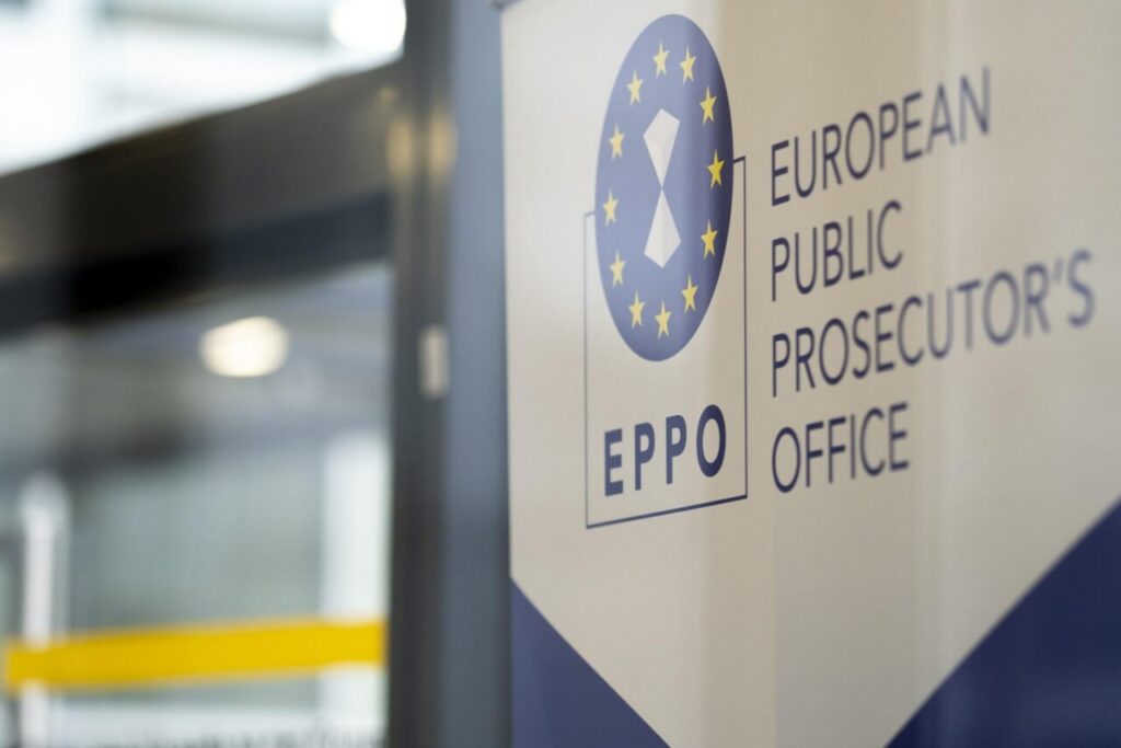 Logotipo de la Fiscalía Europea en un evento oficial