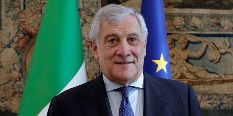 Retrato del ministro de Asuntos Exteriores de Italia, Antonio Tajani.