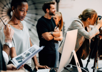 El sector cultural emplea a 8,9 millones de personas y representa el 4,3 % del empleo en la UE