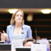 Isabel Urrutia hablando en el Comité de las Regiones sobre vivienda en Europa